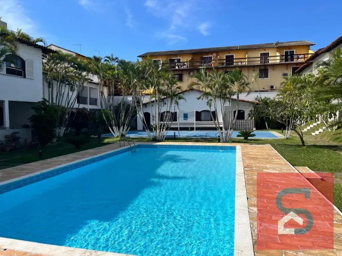 Casa de Condomínio, com piscina, em Braga - Cabo Frio