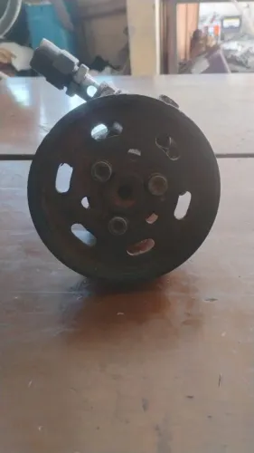 Bomba Direção Hidraulica Golf Sapão