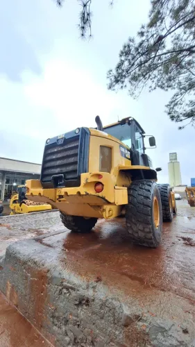 Pá carregadeira Caterpillar 930k