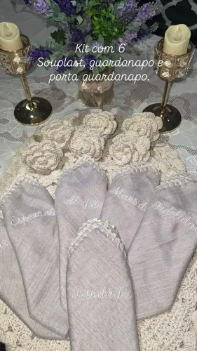 "Mesa Posta", "Souplast de Crochê"  "Guardanapo Bordado"