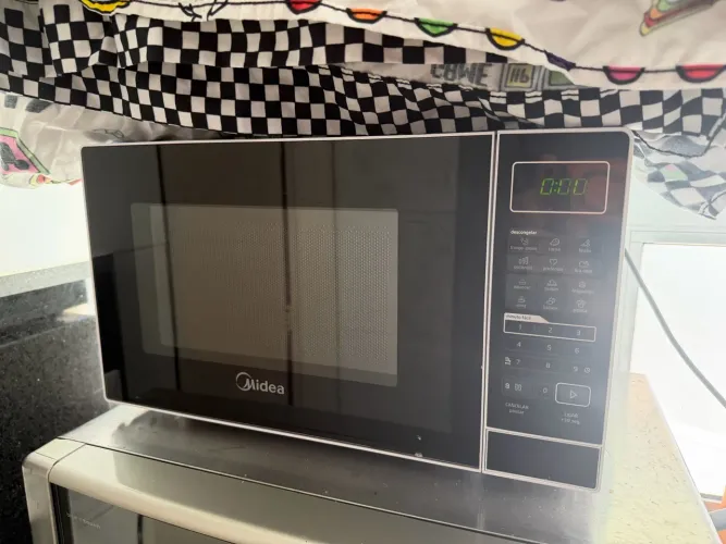 Micro-ondas Midea