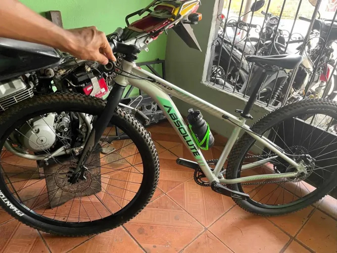 Vende-se bike aro 29 tamanho 15
