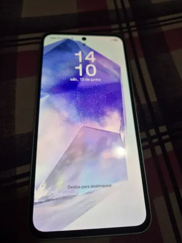 Vende-se celular Samsung A55 em perfeito estado de conservação com nota fiscal 