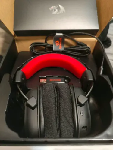 HEADSET GAMER ZEUS PRO NOVO