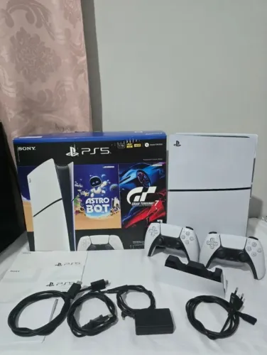 PlayStation 5 1TB Digital cor branco 