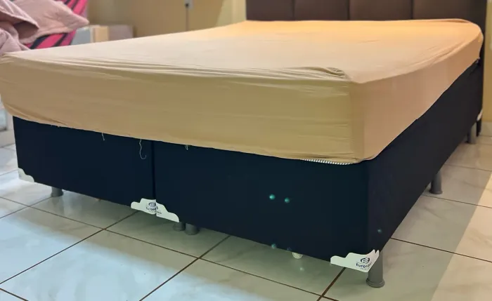 CAMA QUEEN
