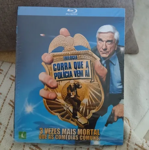 Blu Ray Corra que a polícia vêm aí (triplo)
