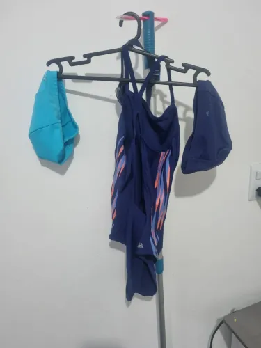 Kit natação maio óculos toucas
