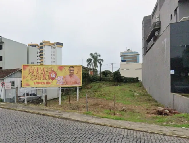 CAXIAS DO SUL - Terreno Padrão - MADUREIRA