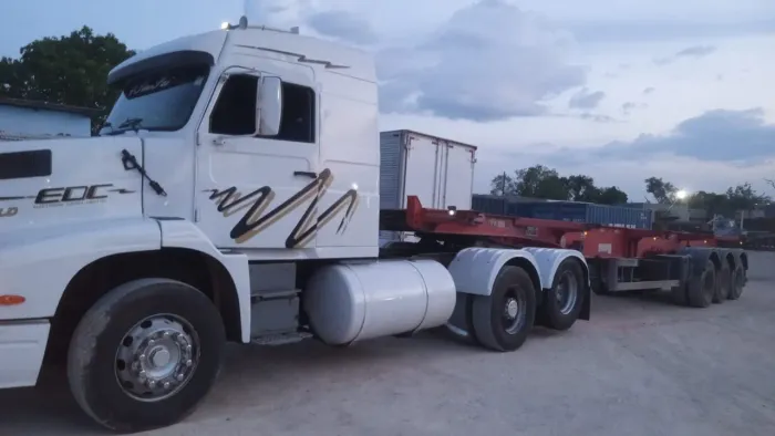 Volvo EDC 6X2 360cv 1997