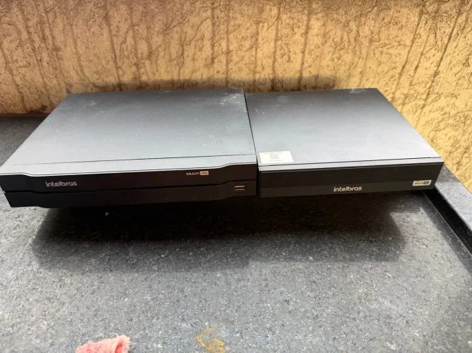 2 DVR INTELBRAS - 4 portas e 8 portas com HD DE 1 TB