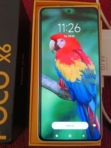 Celular POCO X6 branco, 8 RAM e 250 Gb de memória 