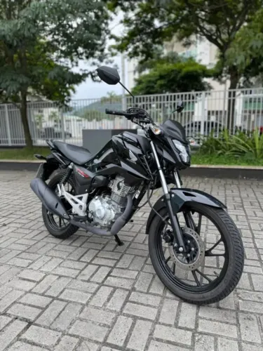 Honda Fan 160 2025 - 5.200km - Estado de Zero - Oportunidade
