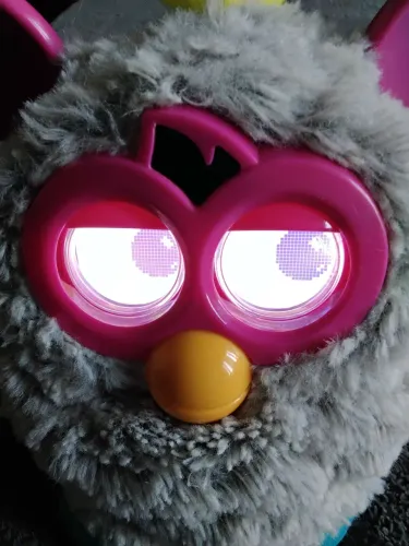 Furby 2012 hasbro Customizado
