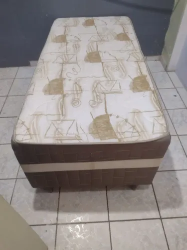 Cama box