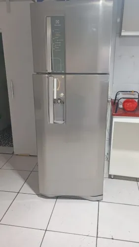 Geladeira Eletrolux tw42s 380l com dispenser