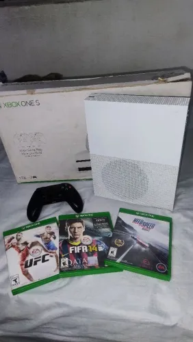 Xbox One S 1TB 