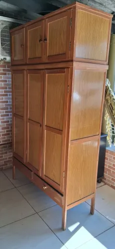 Vendo guarda roupa.