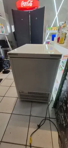 VENDO FREEZER