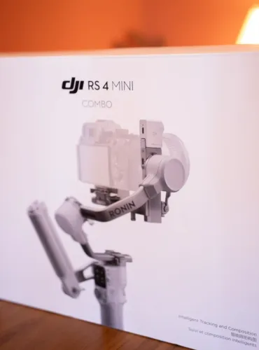 Gimbal DJI RS4 Mini - Combo