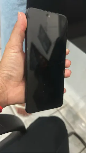 Celular com caixa e carregador original 
