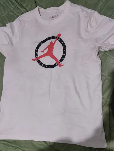Camiseta Jordan oficial