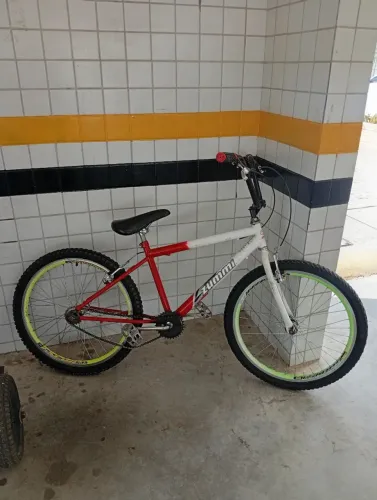Bicicleta ARO 26