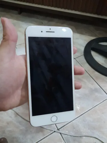 IPHONE 8 PLUS PARA CONSERTO OU RETIRADA DE PEÇAS