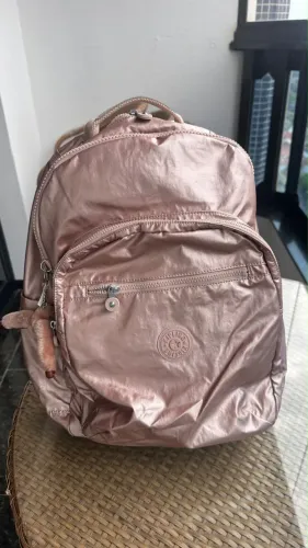 Mochila Kipling nova modelo SEOUL XL dourado