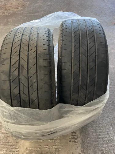 Par de Pneu 225/50r18 Alenza 001 95v Bridgestone