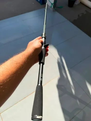 Vara Carretilha Jackall BPM B2-C65XHSB 6'5 14-30lb