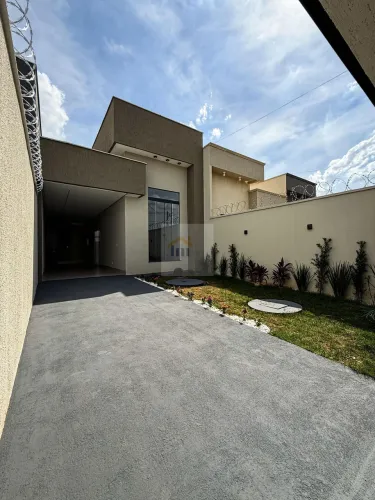 Casa Padrão ENTRADA REDUZIDA. FINANCIE PELO MINHA CASA MINHA VIDA. CASA A VENDA NA REGIAO