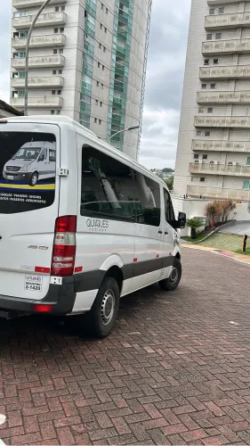 Aluguel de van com motorista 