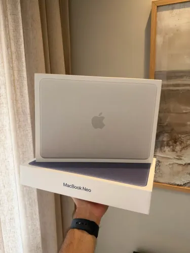 MacBook Neo 8/256Gb - Prata, Azul e Rosa (lacrado)
