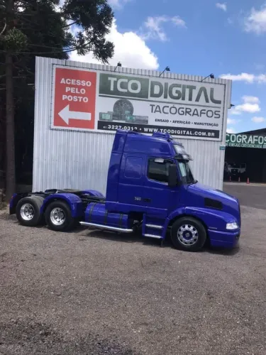 Volvo NH 380 + Carreta ( conjunto)