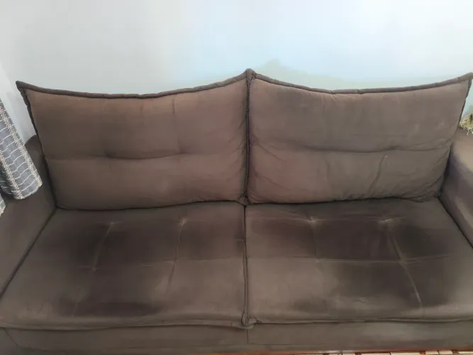 Sofá de Suede marrom 3/ lugares