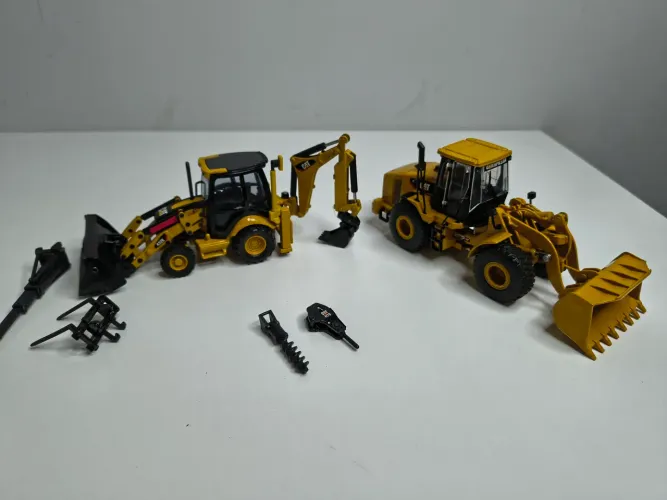 Miniatura Caterpillar Pá e Retroescavadeira 1/50