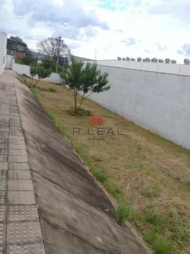 Lote para construção comercial na Vila Cardia