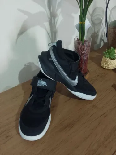 Tênis Nike original número 29
