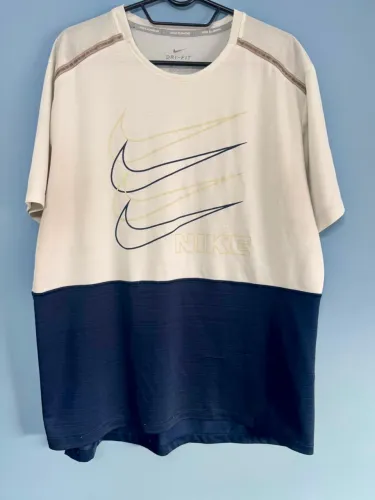 Camiseta Nike TAM G