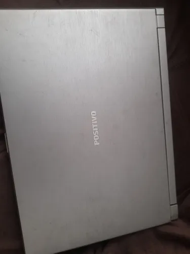 Vende-se notebook semi novo