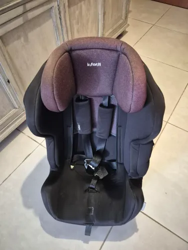 Cadeirinha para carro com cinto INFANTI