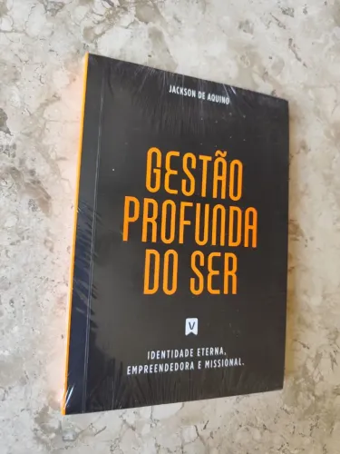 Livro gestão profunda do ser - NOVO NO PLÁSTICO