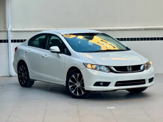 Honda Civic Sedan LXR 2.0 Flexone 16V Aut. 4P 2016