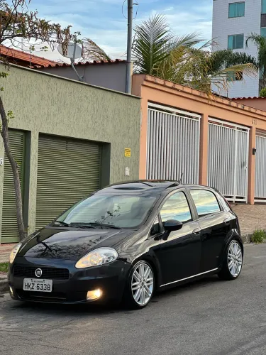 Fiat Punto Essence Dualogic 1.8 Flex 16V 5P 2011