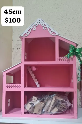 Casa de boneca + 20 móveis NOVA