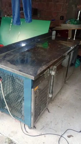 Freezer Balcão Refrigerado 220V