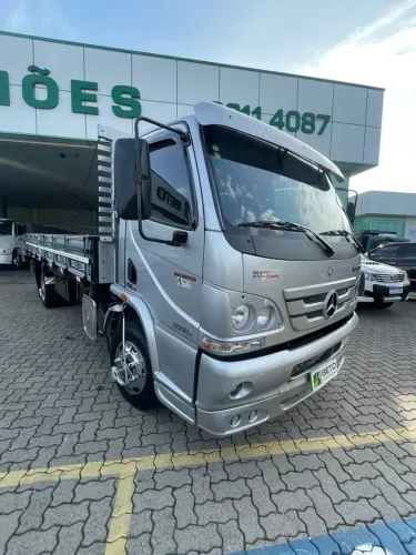 MERCEDES-BENZ ACCELO 1016