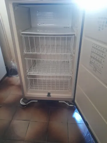 Freezer Vertical Consul 180 Litros - Funcionando Perfeitamente