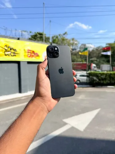 iPhone 15